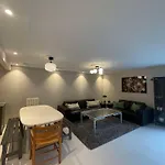 Newly Renovated By The Beach, Beatiful Garden And Free Parking كريستينساند