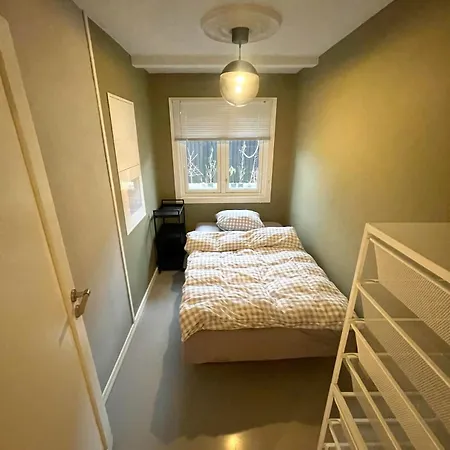 Newly Renovated By The Beach, Beatiful Garden And Free Parking Villa Kristiansand